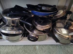 lot 71 image: Large Lot of Cookware
