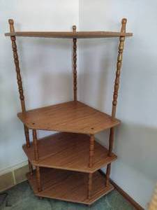 lot 153 image: Corner Wood 4-Shelf Unit