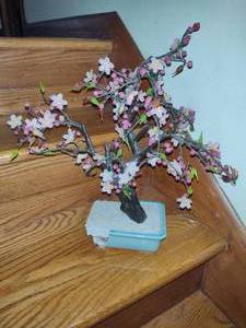 lot 169 image: Vintage Glass Floral Cherry Blossom Tree