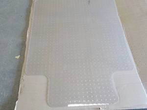 lot 172 image: Carpet Protector 48 x 35...