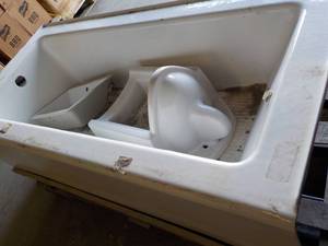 lot 173 image: Cast Iron Bath Tub, Urinal and Sink...
