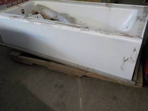 lot 175 image: Cast Iron Bath Tub and 2 Sinks...