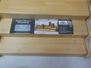 lot 133 image: Better Homes and Garden Shelf Organ...