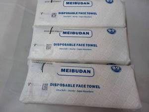 lot 135 image: 3 ct Meibudan Disposable Face Towel...