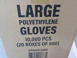 lot 212 image: Case of 10,000 Large Single Use Pol...