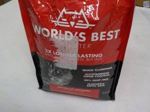 lot 220 image: 8 lb. Bag Worlds Best Unscented Ca...