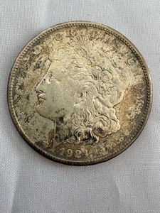 lot 2 image: 1921 MORGAN SILVER DOLLAR - S