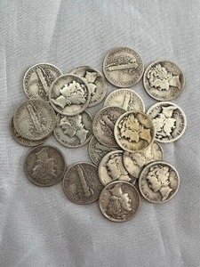 lot 4 image: MIXED LOT OF 19 MERCURY DIMES