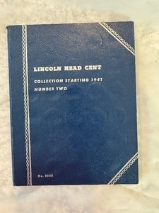 lot 32 image: BOOK OF LINCOLN HEAD CENT - NOT COMPLETE