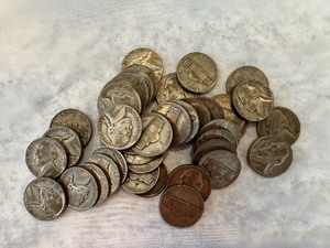 lot 51 image: LOT OF 40 MIXED JEFFERSON NICKLES