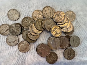 lot 53 image: LOT OF 40 MIXED JEFFERSON NICKLES