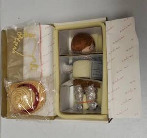 lot 55 image: Campbells Kids Little Cowboy Porcelain Doll - 1997 - by The Danbury Mint