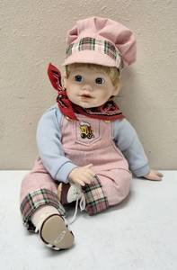lot 57 image: Danbury Mint - Jimmy the Train Conductor - By Elke Hutchens - 10 Sitting