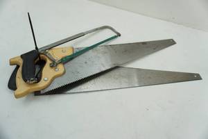 lot 4 image: lot of 3 saws