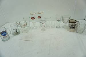 lot 43 image: glassware lot variety