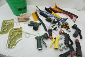lot 68 image: Large Lawn care & Auto brush lot