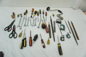 lot 69 image: large hardware hand tool lot