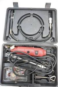lot 4 image: Tool Shop dremel kit