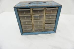 lot 10 image: small hardware organizer and contents