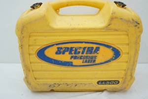 lot 13 image: Spectra Precision Laser