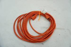 lot 58 image: 25 extension cord