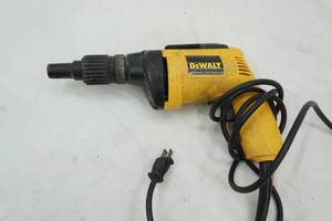 lot 92 image: DeWalt Power Drill-deck screwdriver
