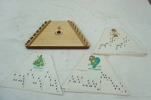 lot 131 image: Lap Harp