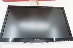 lot 153 image: ViewSonic 24monitor