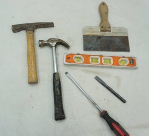 lot 259 image: hand tools & hardware lot