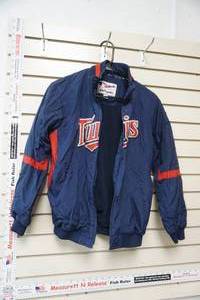 lot 302 image: Twins  jacket