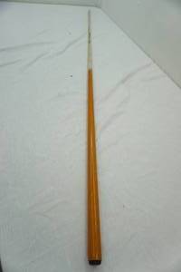 lot 321 image: pool cue