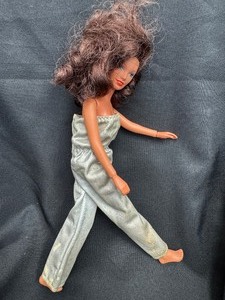 lot 31 image: VINTAGE KENNER DARCI COVER GIRL