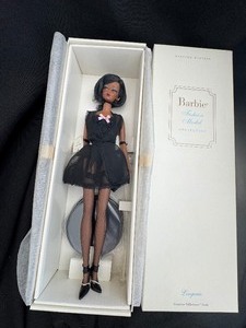 lot 34 image: LIMITED EDITION BARBIE FASHION MODEL COLLECTION - LINGERIE IN ORIGINAL BOX