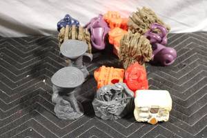 lot 30 image: Set of Assorted Stacking Toys and Blocks