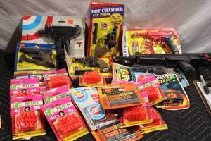 lot A-37 image: Collection of Toy Cap Pistols with Ammo Refill Packs