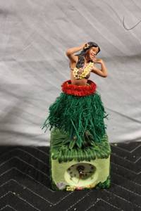 lot A-79 image: Hula Dancer Novelty Desk Clock with Grass Skirt Design