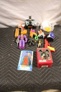 lot 90 image: Collection of Assorted Action Figures and Collectible Items