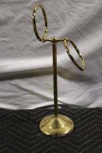 lot 108 image: Vintage Brass Hat and Coat Rack Stand