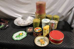 lot 119 image: Collection of Vintage Tin Containers and Decorative Bowls