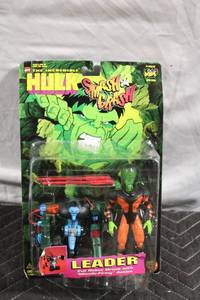 lot A-164 image: The Incredible Hulk Leader Action Figure with Evil Robot Drone