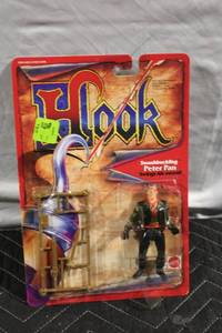 lot A-166 image: Vintage Hook Swashbuckling Peter Pan Action Figure