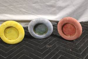 lot 183 image: Set of 3 Marble Photo Frames in Yellow, Blue, and Red