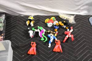 lot 206 image: Collection of Assorted Action Figures and Toys