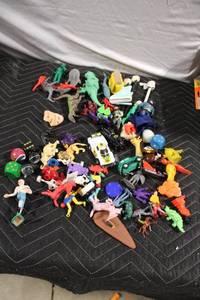 lot 209 image: Large Collection of Assorted Toys and Figurines