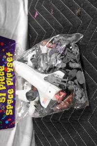 lot 226 image: 51 Piece Space Playset with Astronaut Figures and Shuttle