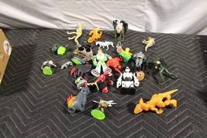 lot 247 image: Collection of Assorted Action Figures and Toys