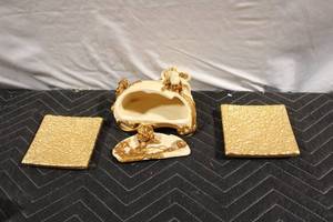 lot 297 image: Set of 3 Decorative Ceramic Pieces with Gold Accents