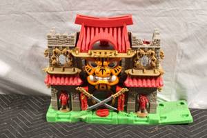 lot 309 image: Vintage Samurai Tiger Toy Playset