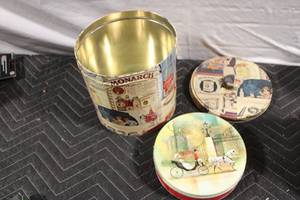 lot 348 image: Assorted Vintage Decorated Storage Tins
