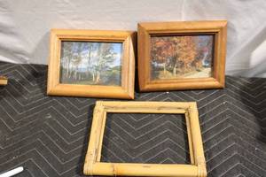lot 395 image: Set of 3 Wooden and Bamboo Picture Frames